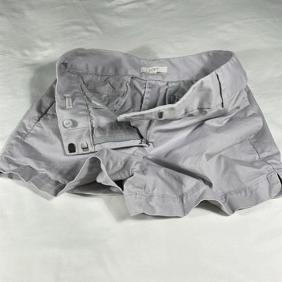 LOFT womens grey The Riveria Short flat front 3.5" inseam shorts - size 8 - Picture 8 of 10